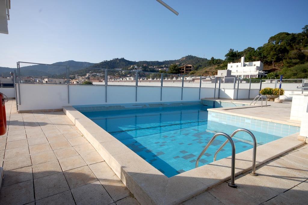 Lets Holidays Apartment Pool Terrace Tossa De Mar Extérieur photo